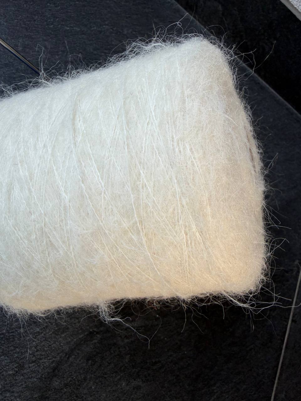 Timateo — 40% Kid Mohair, 10% Merino, 50% PA, 1000 m / 100 g