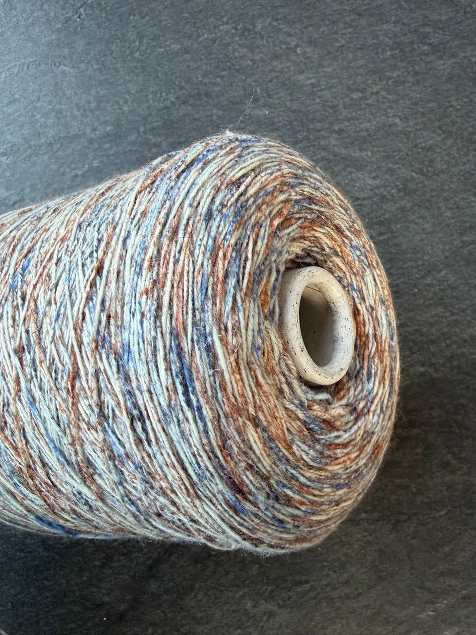 Merino — 30% Merino, 30% PA, 40% PC, 220 m / 100 g
