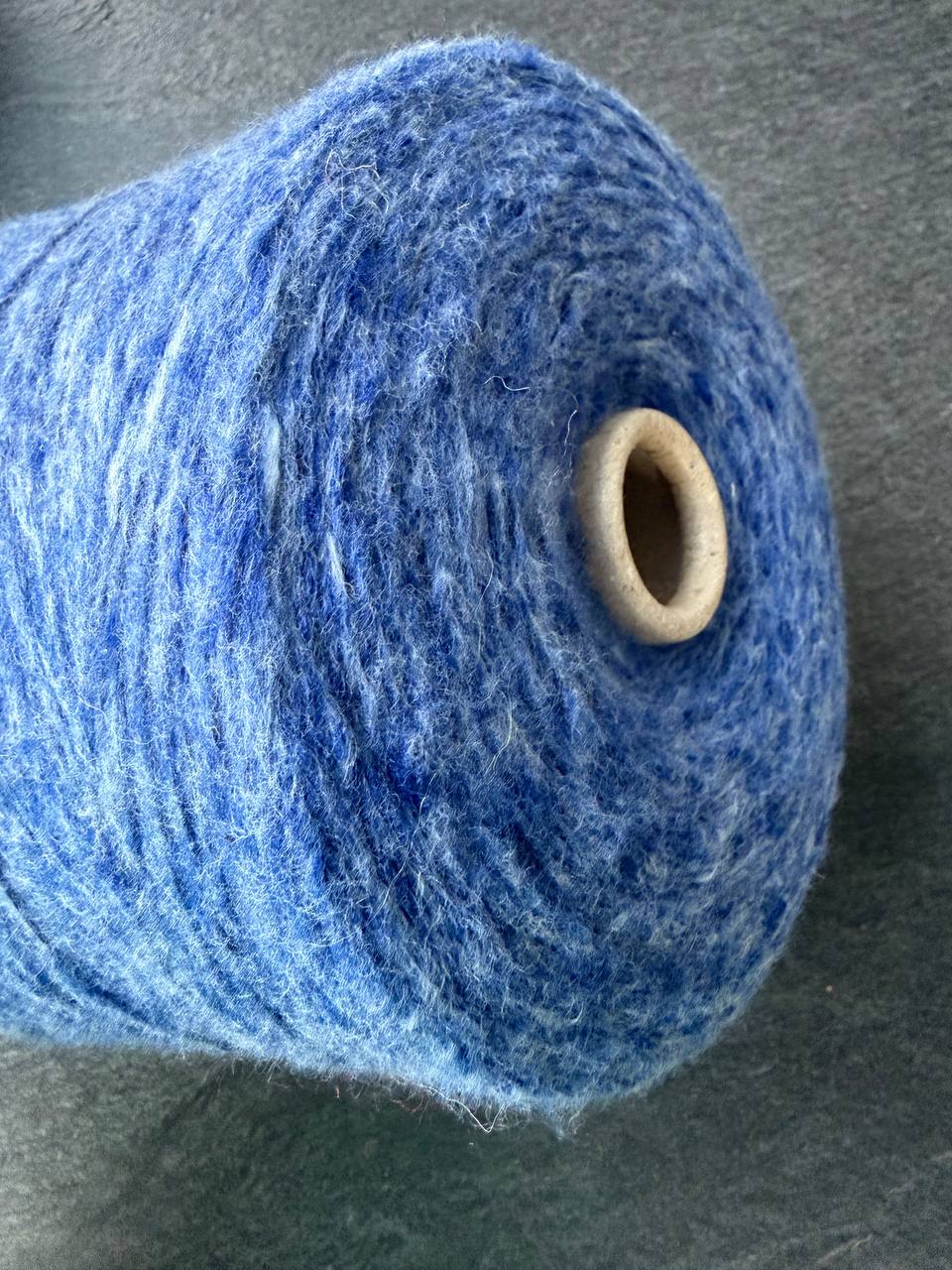 Merino — 30% Merino, 30% PA, 40% PC, 220 m / 100 g
