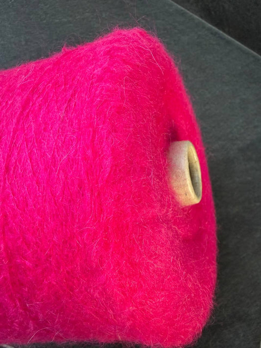 Timateo — 40% Kid Mohair, 10% Merino, 50% PA, 1000 m / 100 g