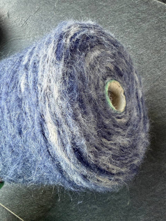 Alpaca — 63% Alpaka, 37% PA, 220 m / 100 g